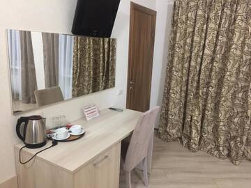 Фото номера Большой двухместный номер с 1 кроватью Отель Пегас Клуб г. Тула 4