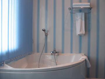 Фото номера Суперлюкс Гостиница -отель Inshinka-SPA г. Тула 6